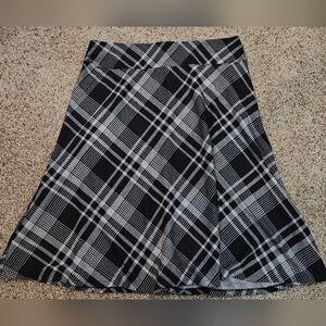 Black and White Plaid Skirt